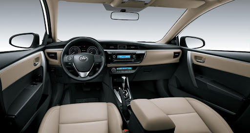 TOYOTA YARIS 2024